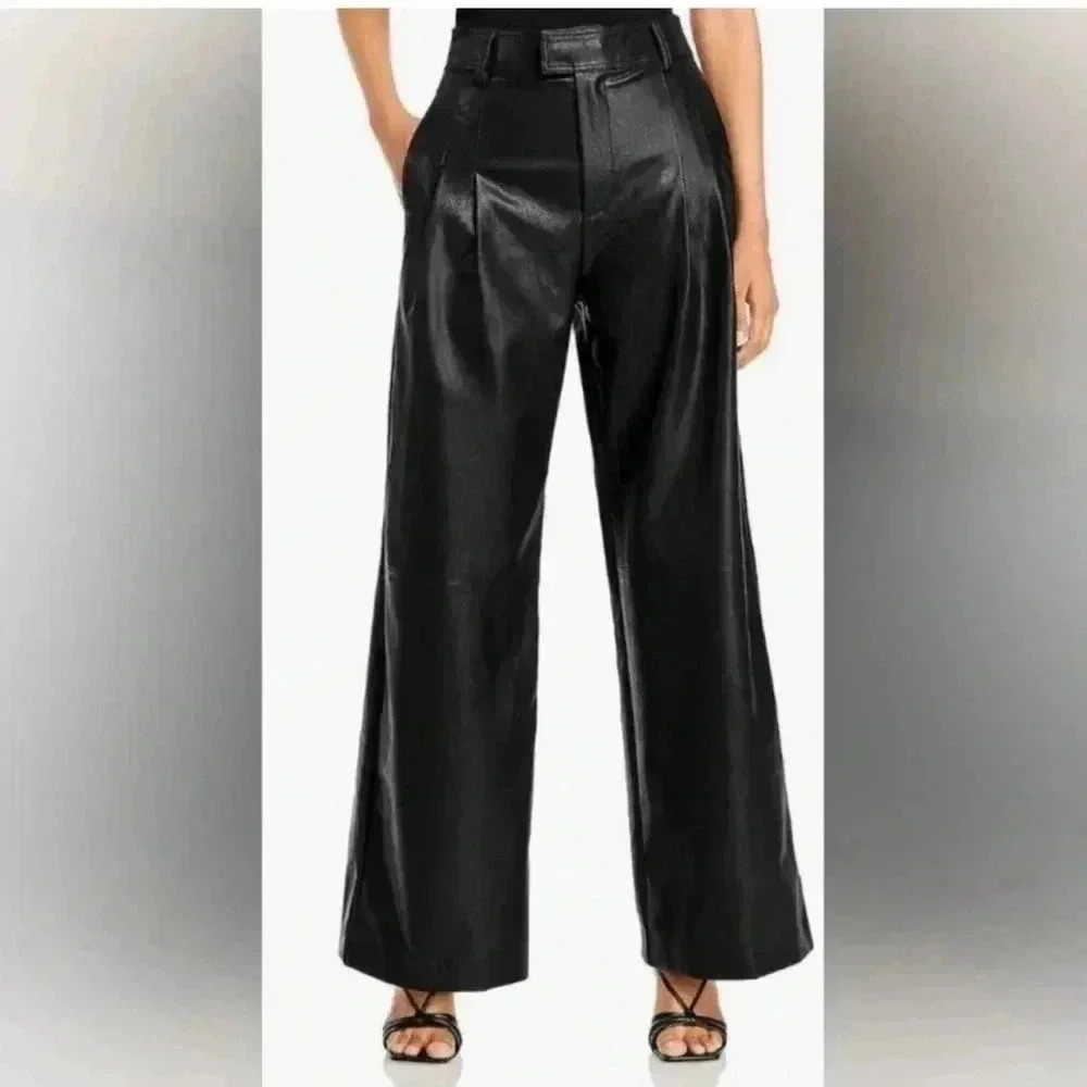 NWT Line & Dot Mika Faux Leather wide-legged Pants size medium

8111